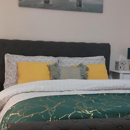Lovely 2-Bed House In The Heart Of Woodhouse Leeds Лидс Экстерьер фото