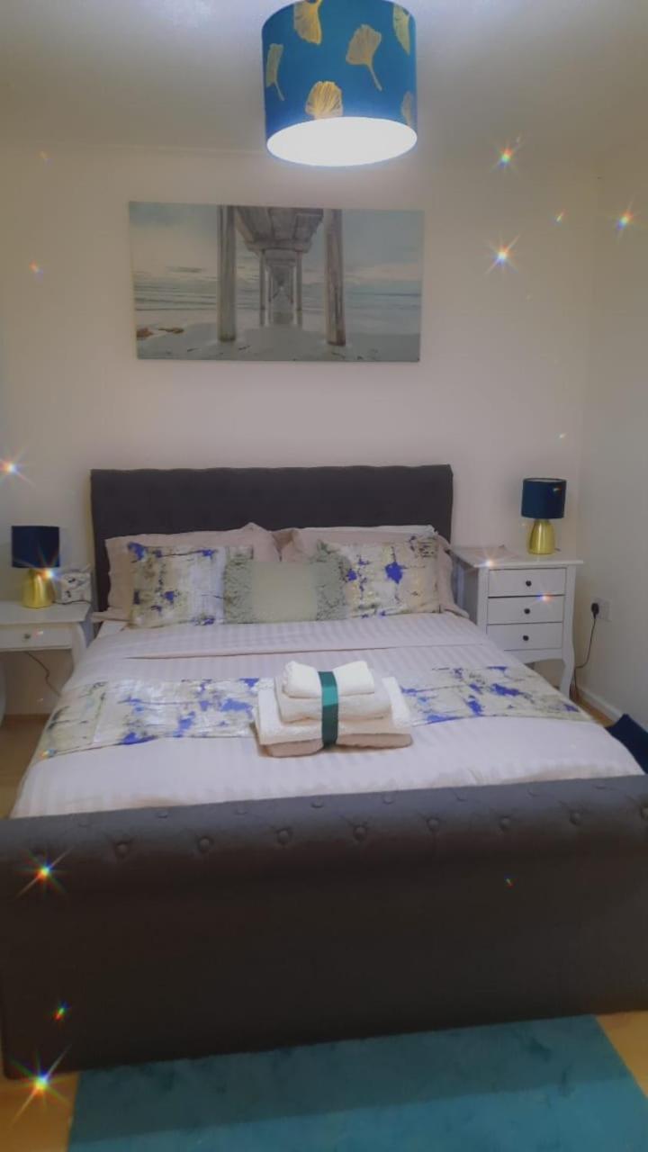 Lovely 2-Bed House In The Heart Of Woodhouse Leeds Лидс Экстерьер фото