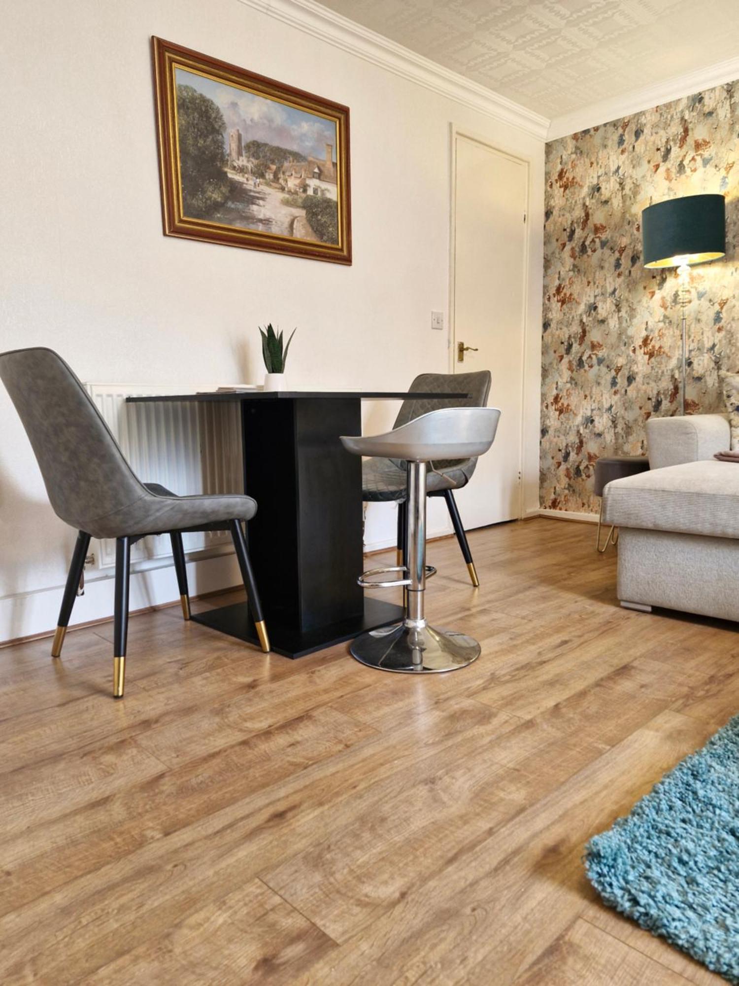 Lovely 2-Bed House In The Heart Of Woodhouse Leeds Лидс Экстерьер фото